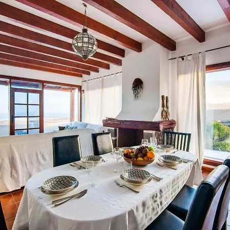 فيلة Vista Mar
